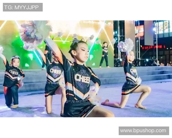 足球明星舞动魅力换头挑战引发热议网友纷纷模仿秀出创意舞姿 足球明星舞动魅力换头挑战引发热议网友纷纷模仿秀出创意舞姿