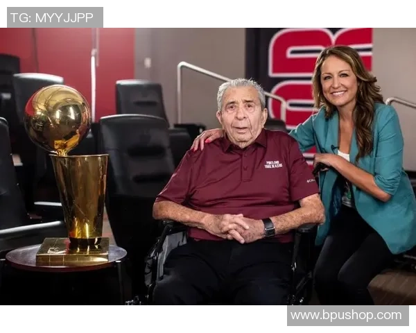 追忆足球传奇那些已离世的明星球员与他们的辉煌岁月 追忆足球传奇那些已离世的明星球员与他们的辉煌岁月