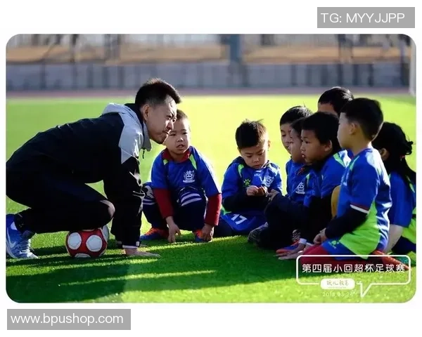 足球明星齐聚一堂共同代言多个品牌广告展现魅力与风采